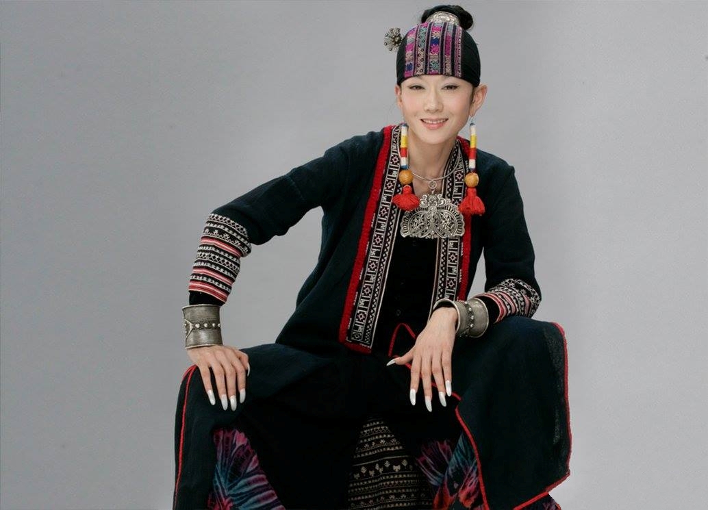 Cả MXH đang c&atilde;i nhau kịch liệt v&igrave; nhan sắc 68 tuổi của Dương Lệ B&igrave;nh- Ảnh 12.