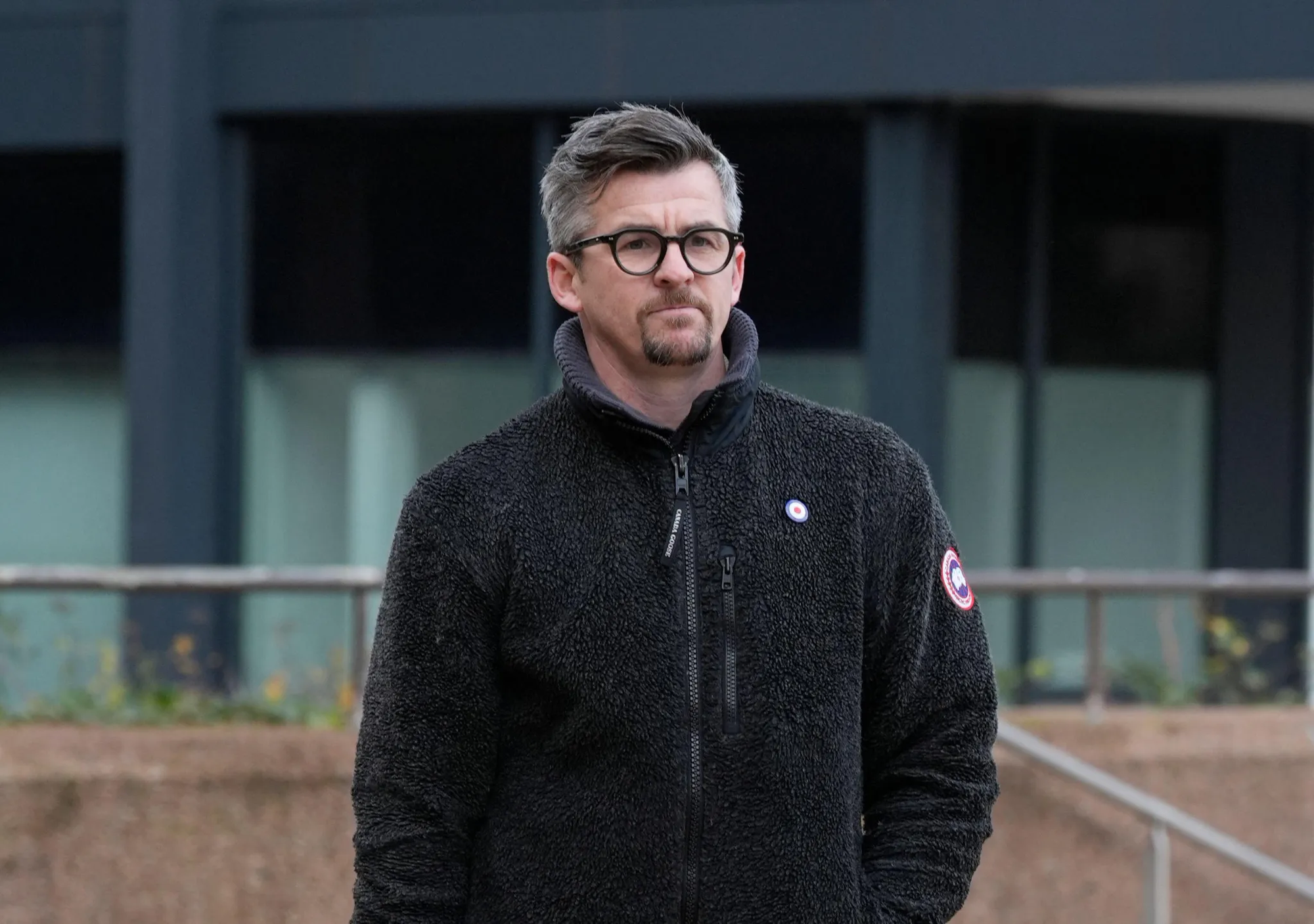 Cựu sao Man City bị bắt giữ v&igrave; d&ugrave;ng gậy golf đ&aacute;nh người khiến nạn nh&acirc;n su&yacute;t m&ugrave; một mắt- Ảnh 1.