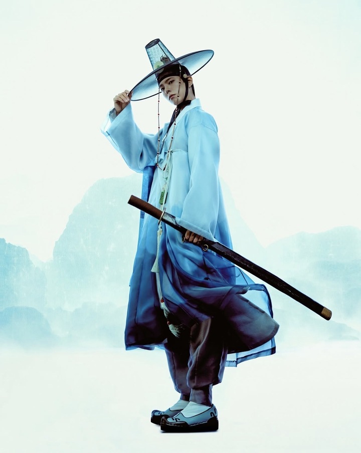 Điều &iacute;t biết về 