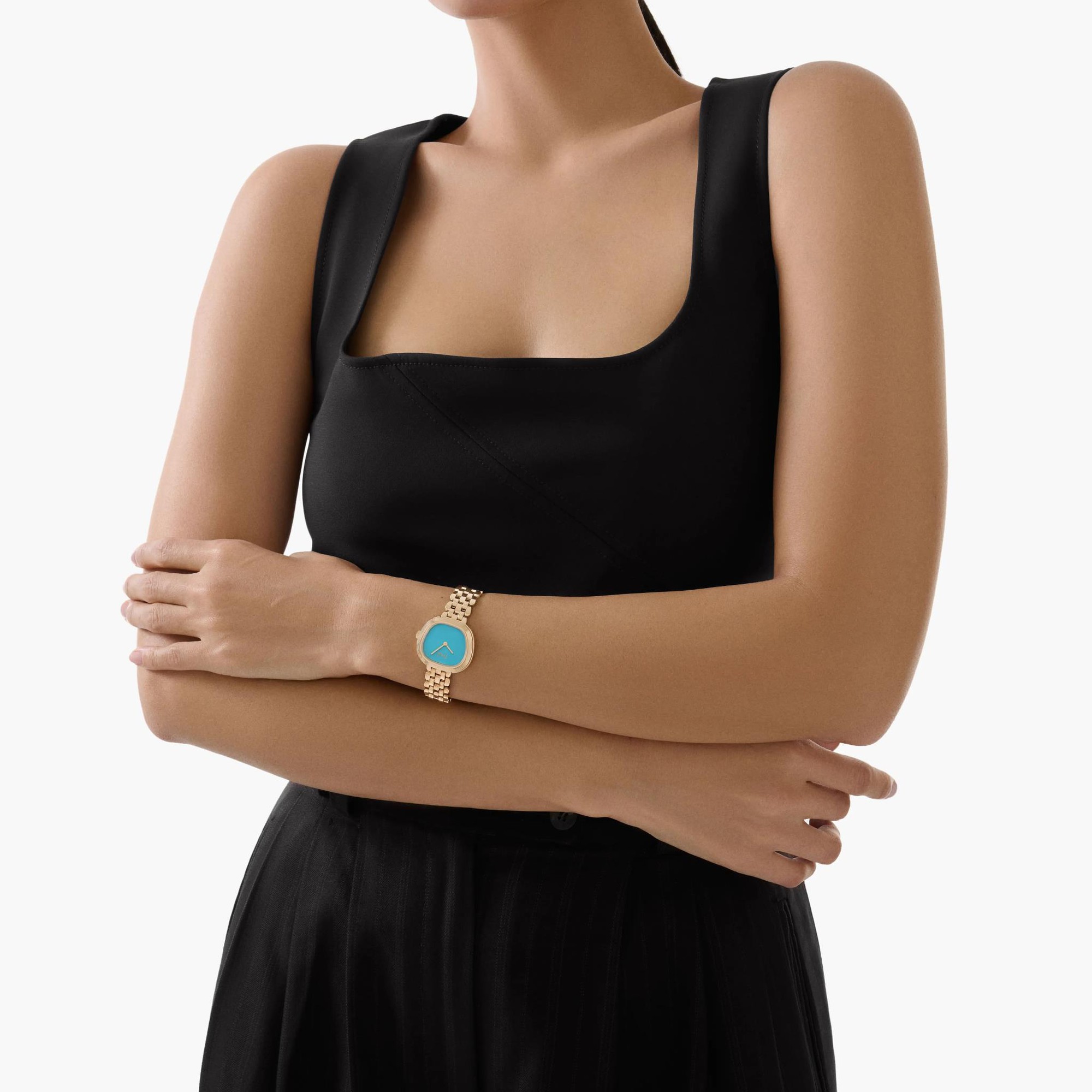 G-Dragon nghiện đeo một mẫu đồng hồ nữ từ Piaget- Ảnh 1.