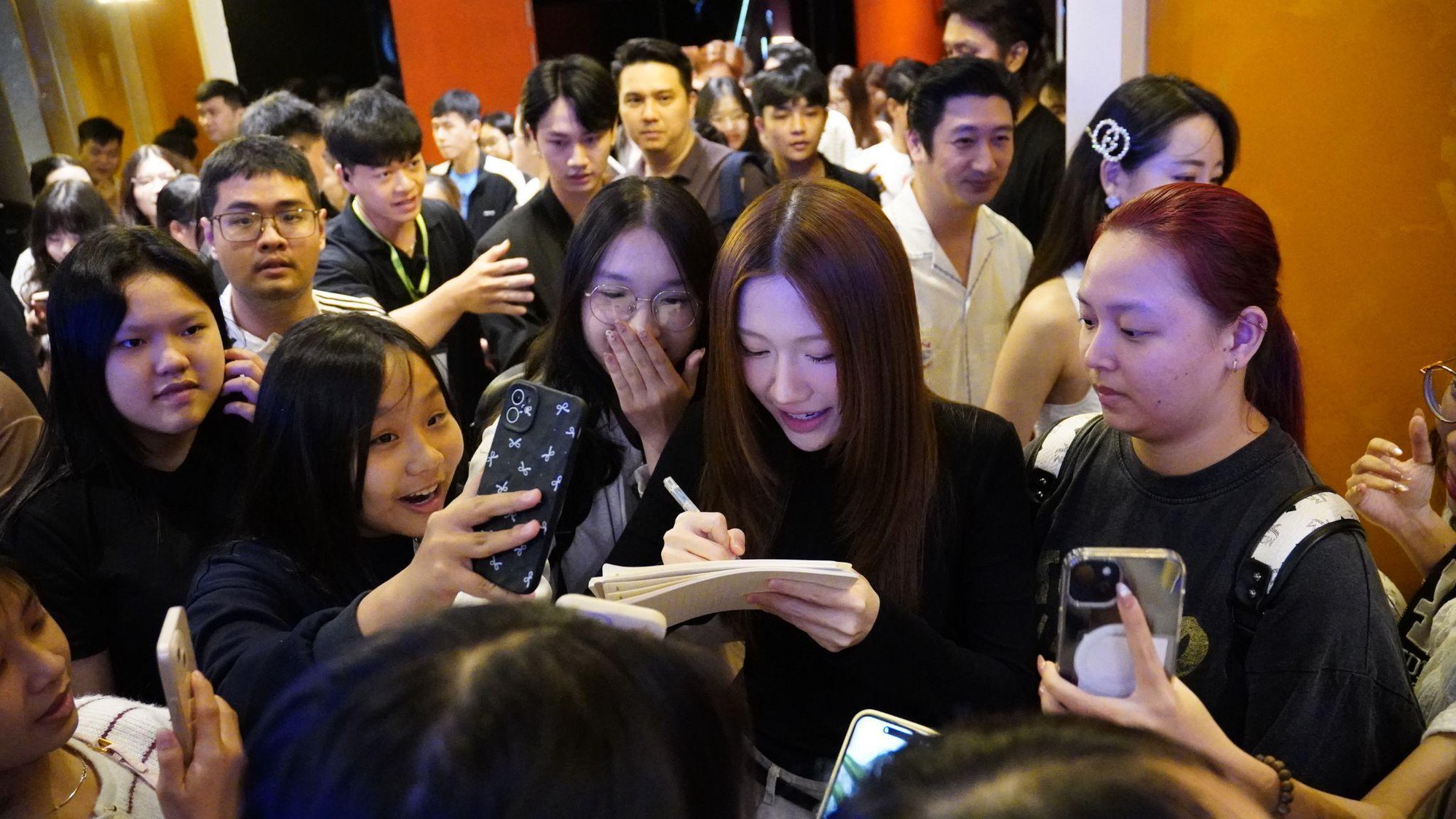 Ra rạp c&ugrave;ng &ldquo;Nh&agrave; M&igrave;nh Đi Th&ocirc;i&rdquo; - bộ phim chạm tới tr&aacute;i tim kh&ocirc;ng chỉ người trẻ m&agrave; c&ograve;n rất nhiều phụ huynh- Ảnh 4.