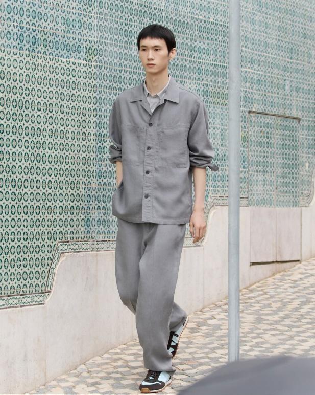 Th&ecirc;m nhiều lựa chọn m&agrave;u sắc cho d&ograve;ng trang phục linen cao cấp từ UNIQLO- Ảnh 5.