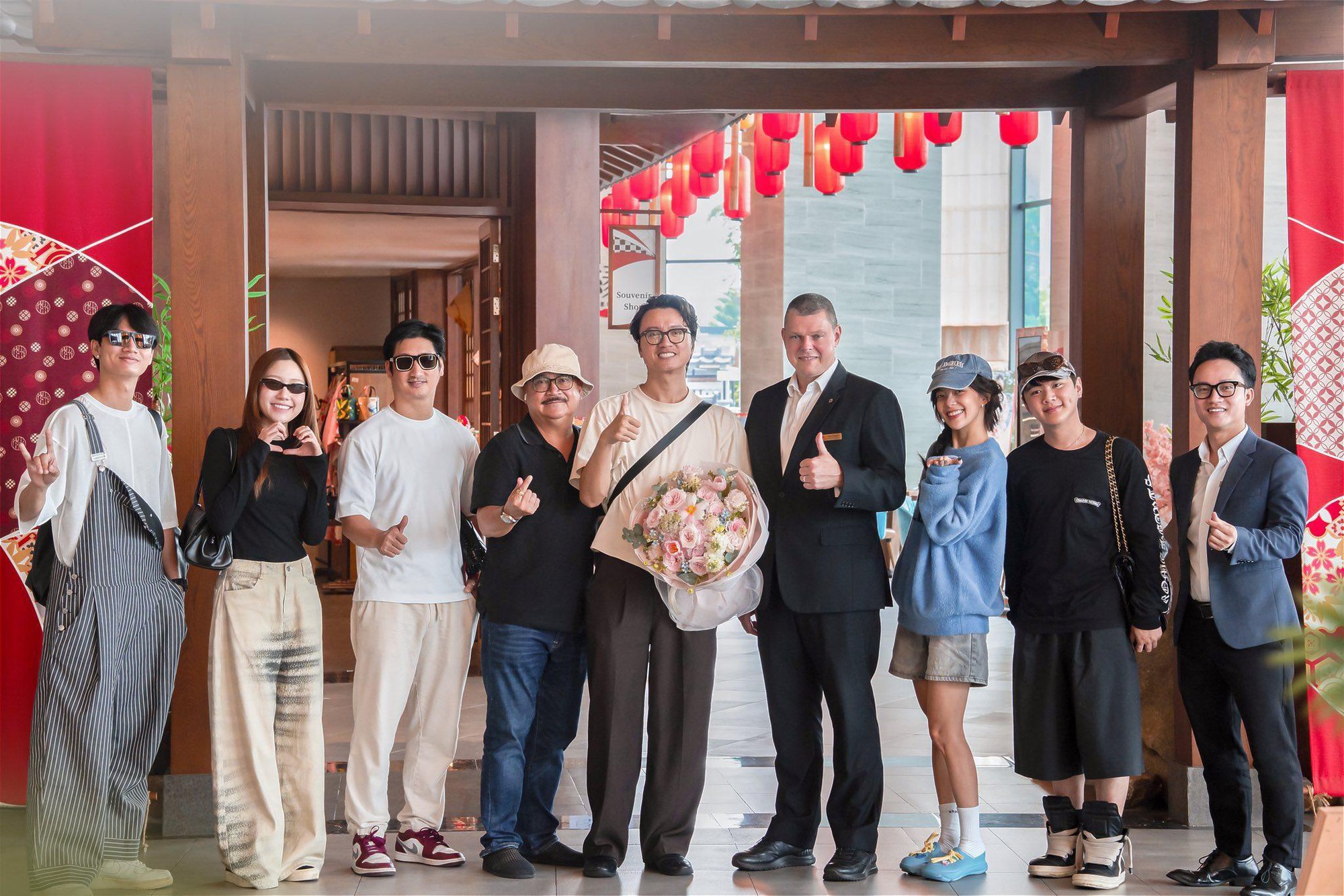 Ra rạp c&ugrave;ng &ldquo;Nh&agrave; M&igrave;nh Đi Th&ocirc;i&rdquo; - bộ phim chạm tới tr&aacute;i tim kh&ocirc;ng chỉ người trẻ m&agrave; c&ograve;n rất nhiều phụ huynh- Ảnh 7.