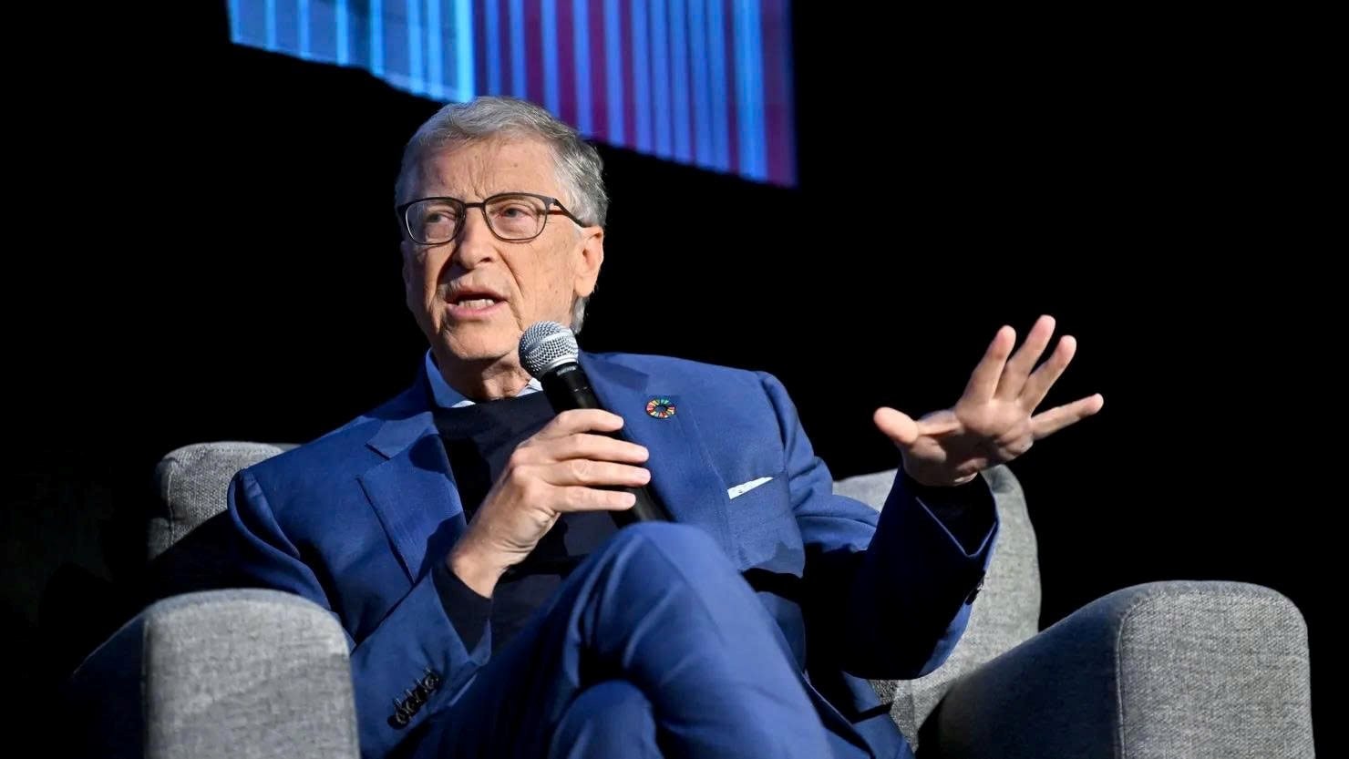 Bill Gates chỉ ra 3 ngh&agrave;nh nghề chịu ảnh hưởng mạnh bởi AI: Qu&aacute; tr&igrave;nh n&agrave;y sẽ diễn ra theo từng bước- Ảnh 1.