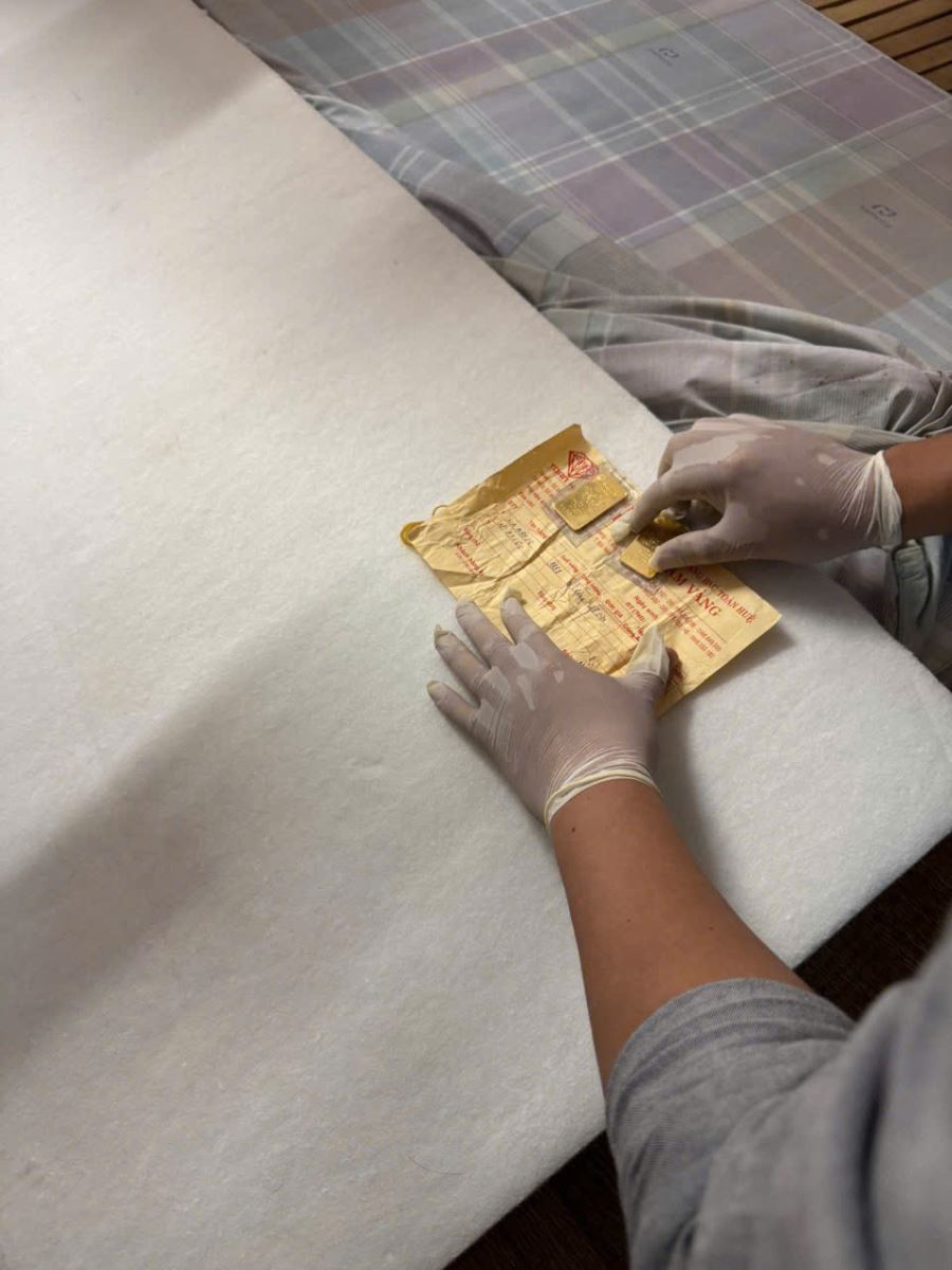 Thi h&agrave;nh lệnh kh&aacute;m x&eacute;t chỗ ở, tạm giữ sinh vi&ecirc;n Th&acirc;n Văn Nam- Ảnh 3.