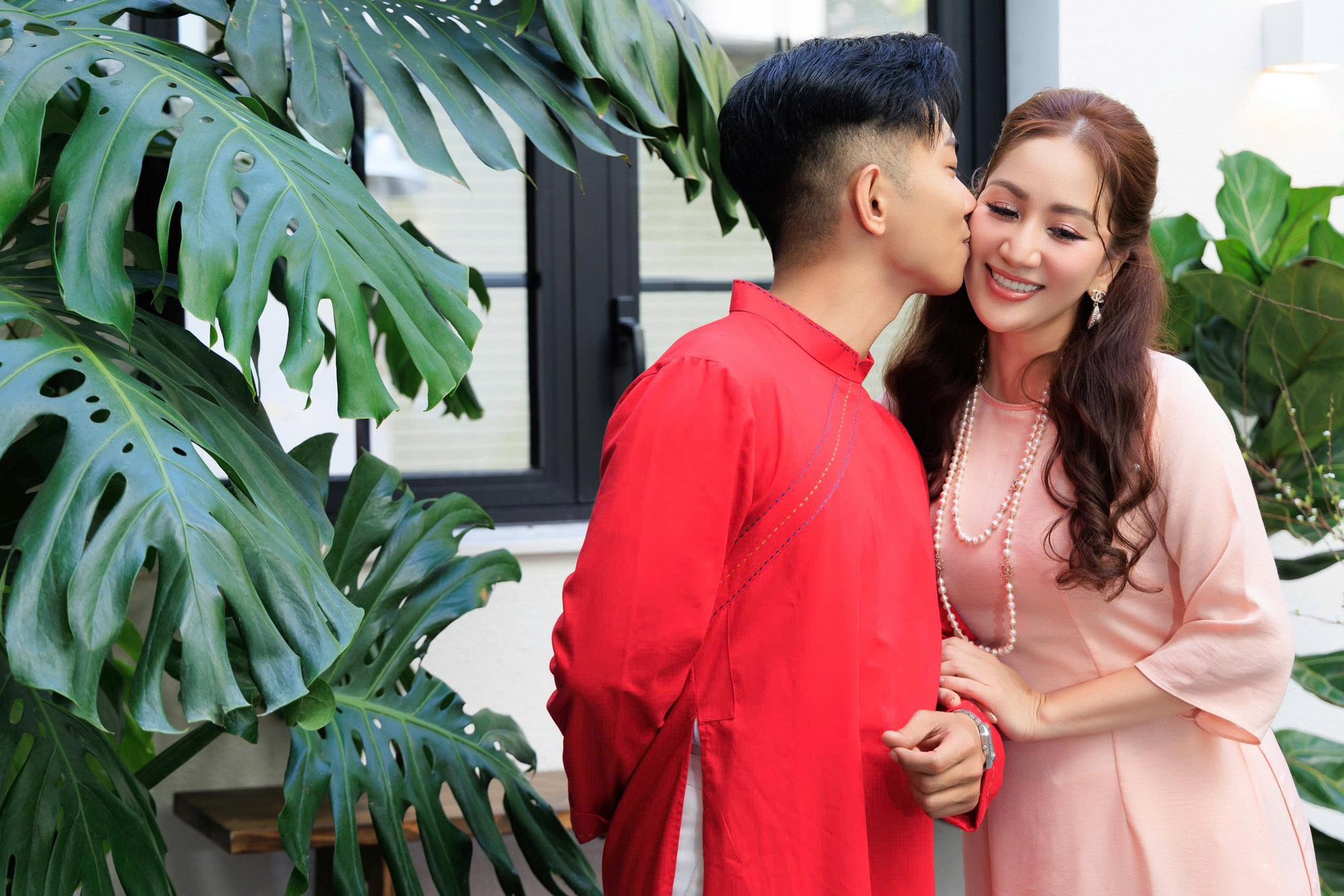 Phan Hiển chịu đựng Kh&aacute;nh Thi- Ảnh 2.