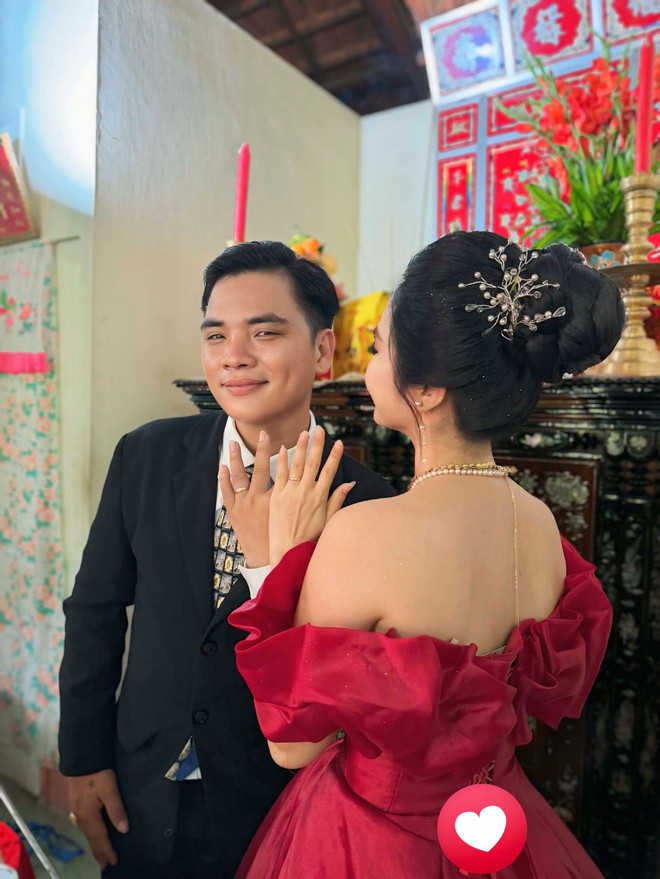 X&ocirc;n xao Tủn C&ugrave;i Bắp, người "c&oacute; nhiều th&acirc;n phận" nhất miền T&acirc;y, kết h&ocirc;n- Ảnh 3.