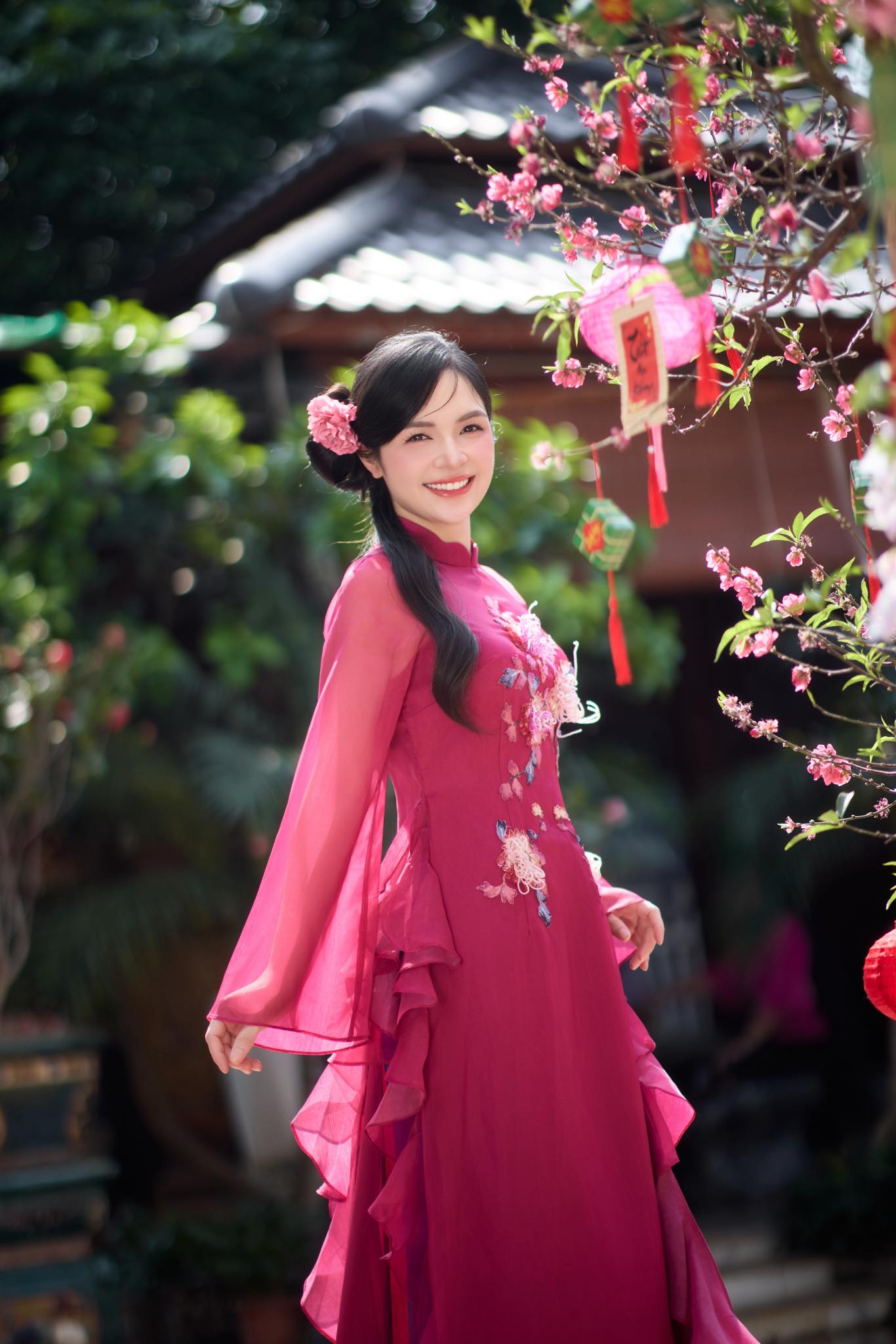 Chị g&aacute;i Ho&agrave; Minzy l&agrave; MC VTV từng dẫn chương tr&igrave;nh "nổi đ&igrave;nh đ&aacute;m" 15 năm trước, kh&aacute;n giả năm ấy giờ đ&atilde; U30- Ảnh 3.