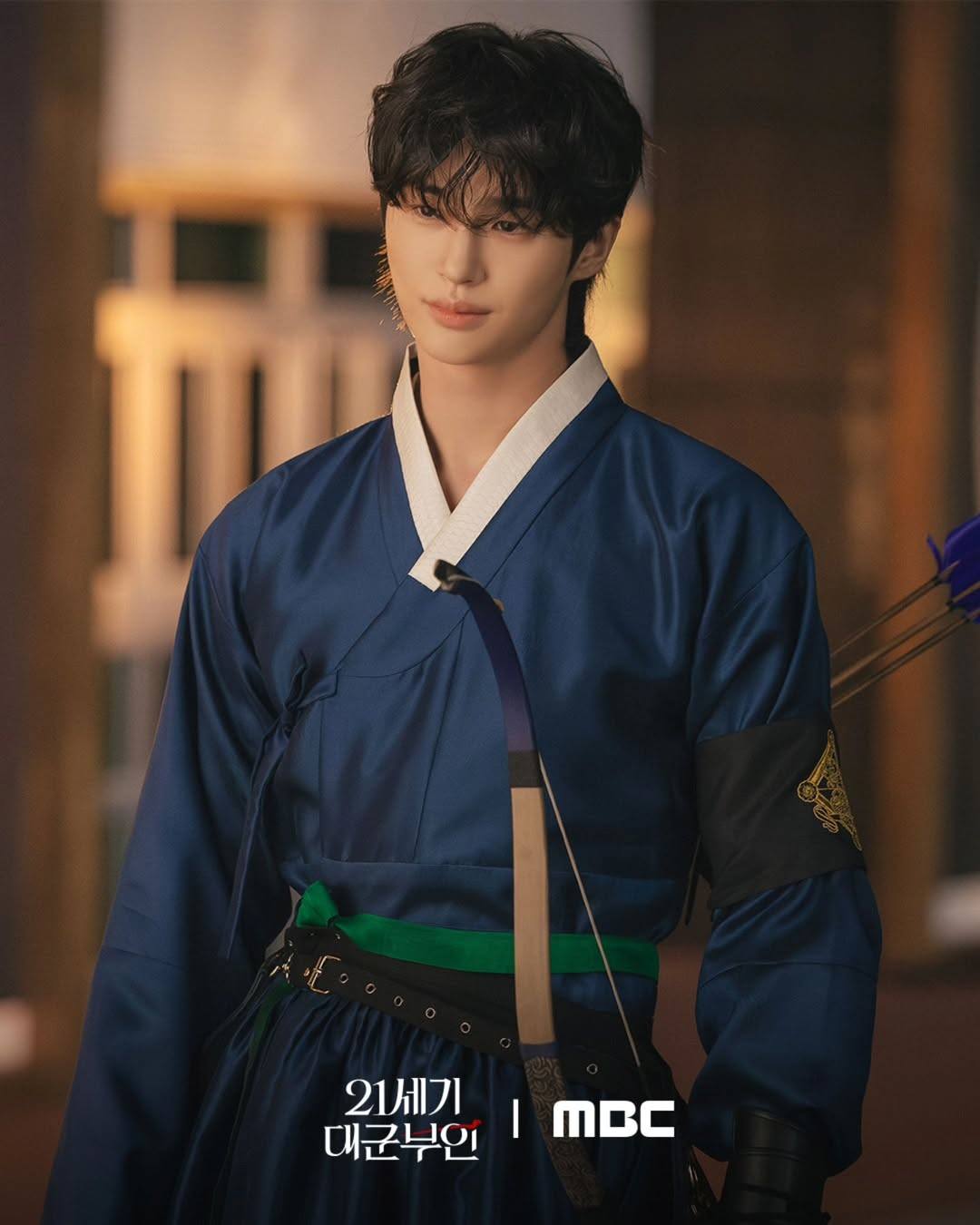 M&agrave;n ảnh H&agrave;n mới c&oacute; 1 ho&agrave;ng tử đẹp như tranh vẽ: Nhan sắc trăm năm c&oacute; một, thần th&aacute;i vương t&ocirc;n qu&yacute; tộc nổi bần bật- Ảnh 7.