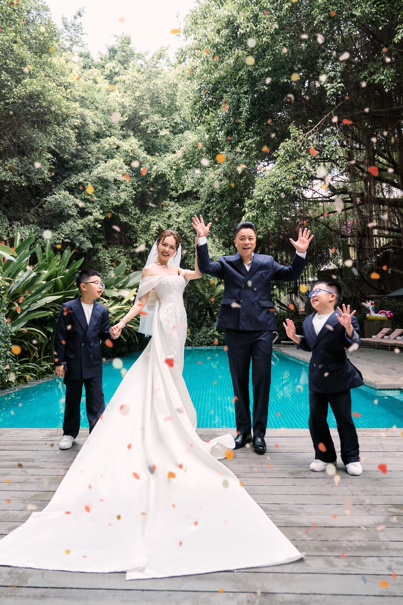 Mỹ nh&acirc;n Việt kỷ niệm 10 năm kết h&ocirc;n với đạo diễn trăm tỷ- Ảnh 7.