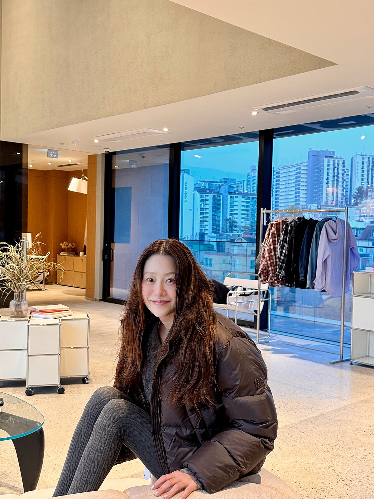 N&agrave;ng d&acirc;u h&agrave;o m&ocirc;n nổi tiếng g&acirc;y tranh c&atilde;i v&igrave; 55 tuổi m&agrave; n&iacute;u k&eacute;o tuổi t&aacute;c qu&aacute; lố?- Ảnh 7.