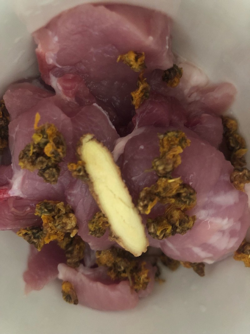 Phụ nữ xinh đẹp hơn khi gan khỏe mạnh: 1 m&oacute;n canh v&agrave; 2 m&oacute;n ăn bổ gan vừa ngon lại dễ nấu- Ảnh 1.