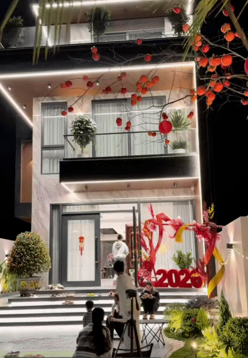 Cặp vợ chồng trẻ ở Th&aacute;i Nguy&ecirc;n khoe nh&agrave; mới đẹp long lanh, d&acirc;n t&igrave;nh lập tức "cảnh b&aacute;o" một chi tiết ngay g&oacute;c s&acirc;n- Ảnh 2.