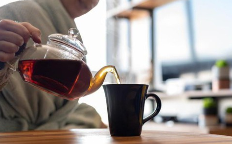 3 loại đồ uống d&ugrave;ng nhiều "ph&aacute; thận" cực nhanh, khiến kh&iacute; huyết suy kiệt, nhiều người Việt vẫn m&ecirc; mẩn mỗi ng&agrave;y- Ảnh 1.