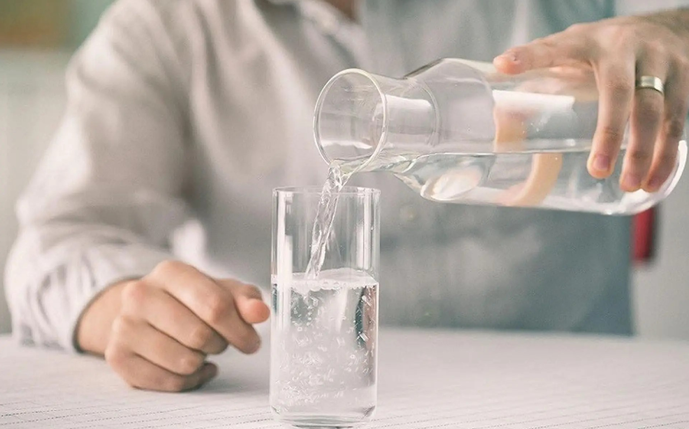 3 loại đồ uống d&ugrave;ng nhiều "ph&aacute; thận" cực nhanh, khiến kh&iacute; huyết suy kiệt, nhiều người Việt vẫn m&ecirc; mẩn mỗi ng&agrave;y- Ảnh 2.