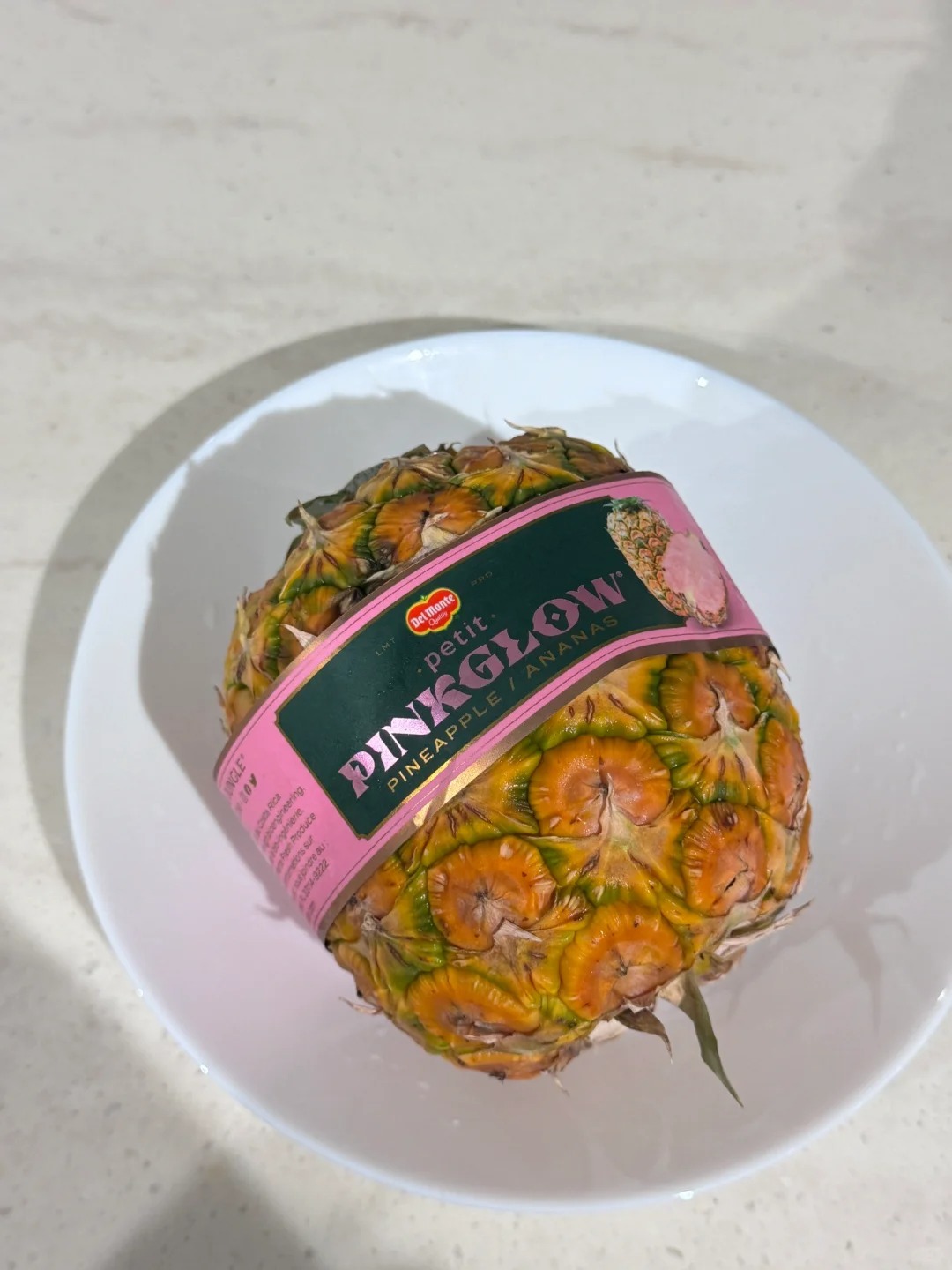 Cư d&acirc;n mạng xứ Trung đang ph&aacute;t cuồng với dứa ruột hồng "b&aacute;nh b&egrave;o": Quả xịn h&eacute;t gi&aacute; gần 3 triệu đồng, đ&aacute;ng tiền hay chỉ l&agrave; m&aacute;c "thuế IQ"?- Ảnh 16.