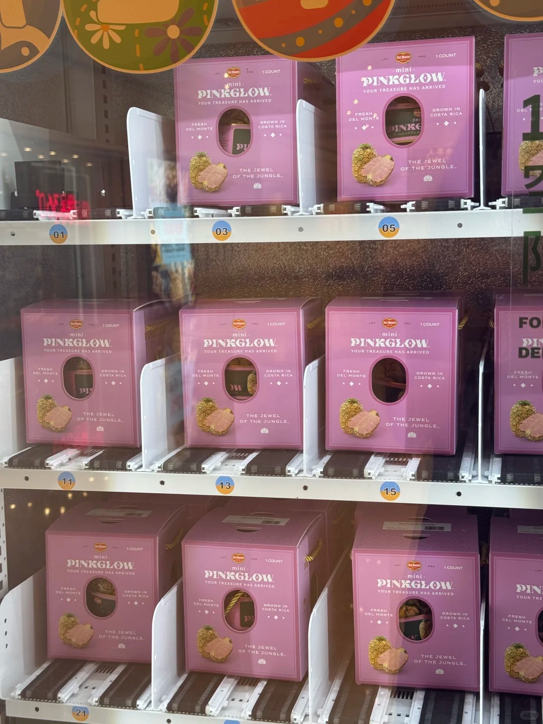 Cư d&acirc;n mạng xứ Trung đang ph&aacute;t cuồng với dứa ruột hồng "b&aacute;nh b&egrave;o": Quả xịn h&eacute;t gi&aacute; gần 3 triệu đồng, đ&aacute;ng tiền hay chỉ l&agrave; m&aacute;c "thuế IQ"?- Ảnh 24.