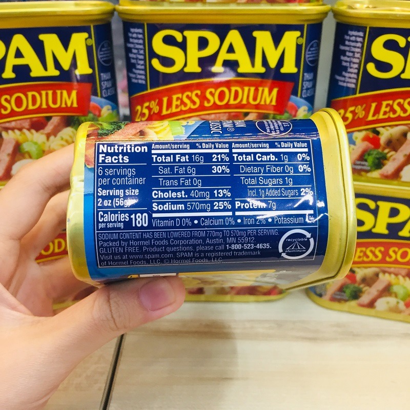 Mua thịt hộp trong si&ecirc;u thị: Nh&acirc;n vi&ecirc;n tiết lộ chi tiết "v&agrave;ng" dưới đ&aacute;y lon, chỉ mất 3 gi&acirc;y nh&igrave;n- Ảnh 2.