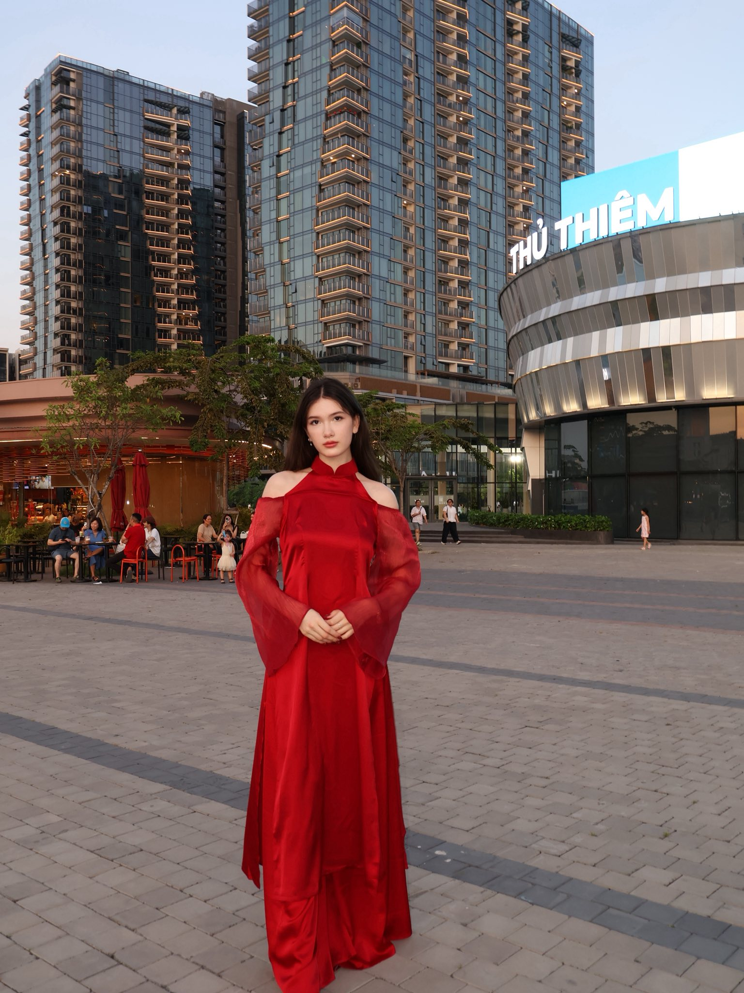 Kh&ocirc;ng thể tin đ&acirc;y l&agrave; em g&aacute;i thủ m&ocirc;n L&acirc;m T&acirc;y: "Thi&ecirc;n thần nhỏ" ho&aacute; mỹ nh&acirc;n ch&acirc;n d&agrave;i sexy, "cam thường" vẫn xinh v&ocirc; đối- Ảnh 7.