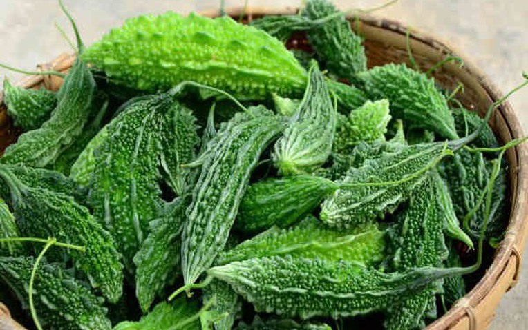 Mướp đắng c&oacute; thật sự l&agrave; &ldquo;khắc tinh&rdquo; của đường huyết cao? 4 loại rau n&agrave;y được khuy&ecirc;n n&ecirc;n ăn nhiều hơn- Ảnh 1.