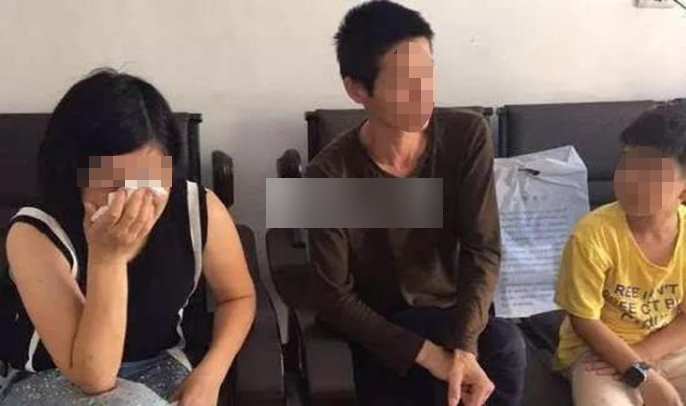 Gia đ&igrave;nh 3 người lần lượt mắc ung thư tuyến gi&aacute;p, b&aacute;c sĩ ph&aacute;t hiện "thủ phạm" ngay tr&ecirc;n b&agrave;n ăn của mọi gia đ&igrave;nh- Ảnh 1.