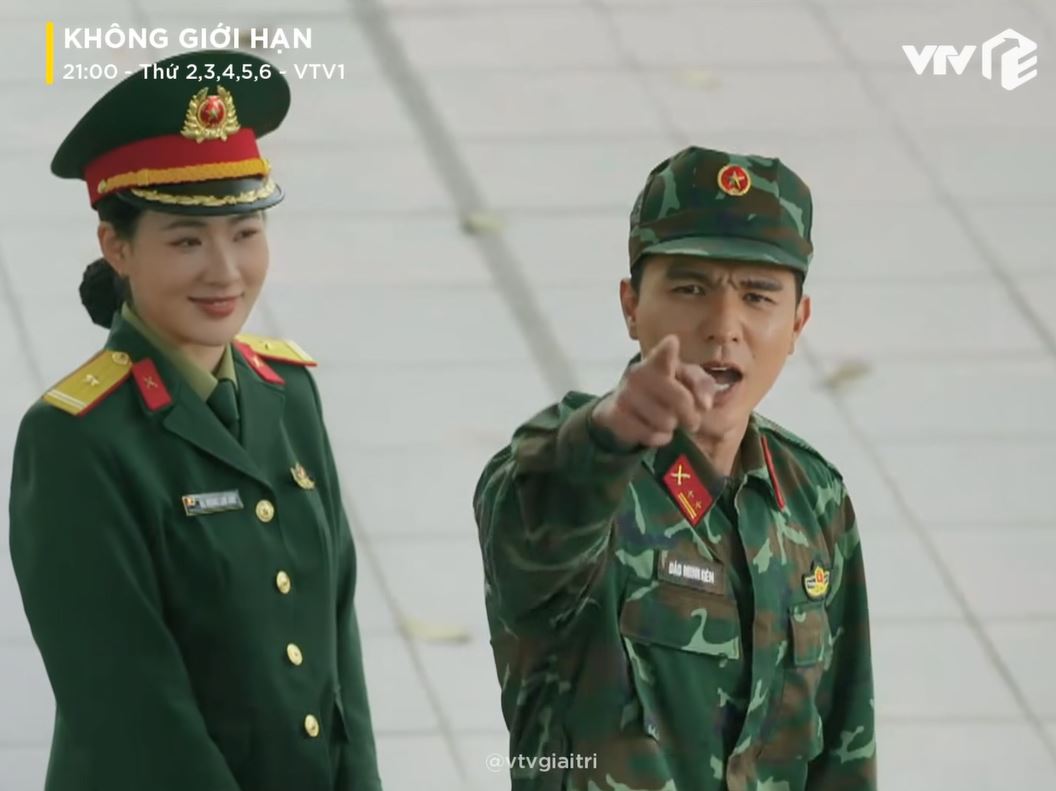 Đ&acirc;y l&agrave; cảnh phim Việt h&agrave;i hước nhất tuần qua: Ẵm 3 triệu view nhờ một ca kh&uacute;c nhạc chế, ai nghe cũng cười lăn lộn- Ảnh 4.