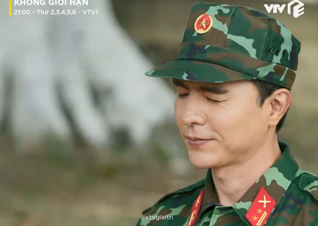 Đ&acirc;y l&agrave; cảnh phim Việt h&agrave;i hước nhất tuần qua: Ẵm 3 triệu view nhờ một ca kh&uacute;c nhạc chế, ai nghe cũng cười lăn lộn- Ảnh 5.