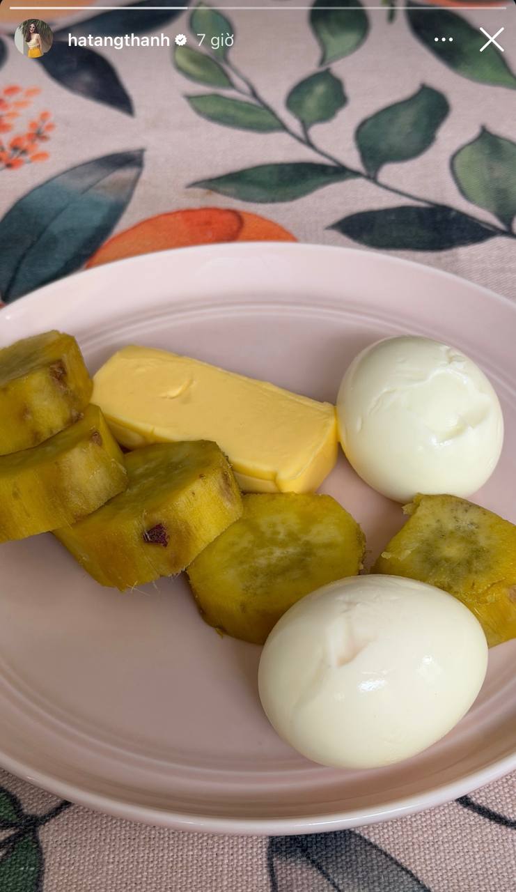 Bữa s&aacute;ng kh&aacute;c lạ của H&agrave; Tăng: Một nguy&ecirc;n liệu nhiều người ch&ecirc; b&eacute;o xuất hiện, ho&aacute; ra c&oacute; thể dưỡng mềm da v&agrave; b&oacute;ng t&oacute;c cực tốt- Ảnh 1.