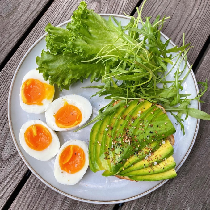 Bữa s&aacute;ng kh&aacute;c lạ của H&agrave; Tăng: Một nguy&ecirc;n liệu nhiều người ch&ecirc; b&eacute;o xuất hiện, ho&aacute; ra c&oacute; thể dưỡng mềm da v&agrave; b&oacute;ng t&oacute;c cực tốt- Ảnh 3.