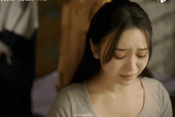 Việt Nam c&oacute; 1 mỹ nh&acirc;n khổ th&ecirc;m 1 phần l&agrave; đẹp th&ecirc;m 10 phần: Kh&oacute;c tả tơi rũ rượi vẫn ho&agrave;n mỹ mới t&agrave;i- Ảnh 2.