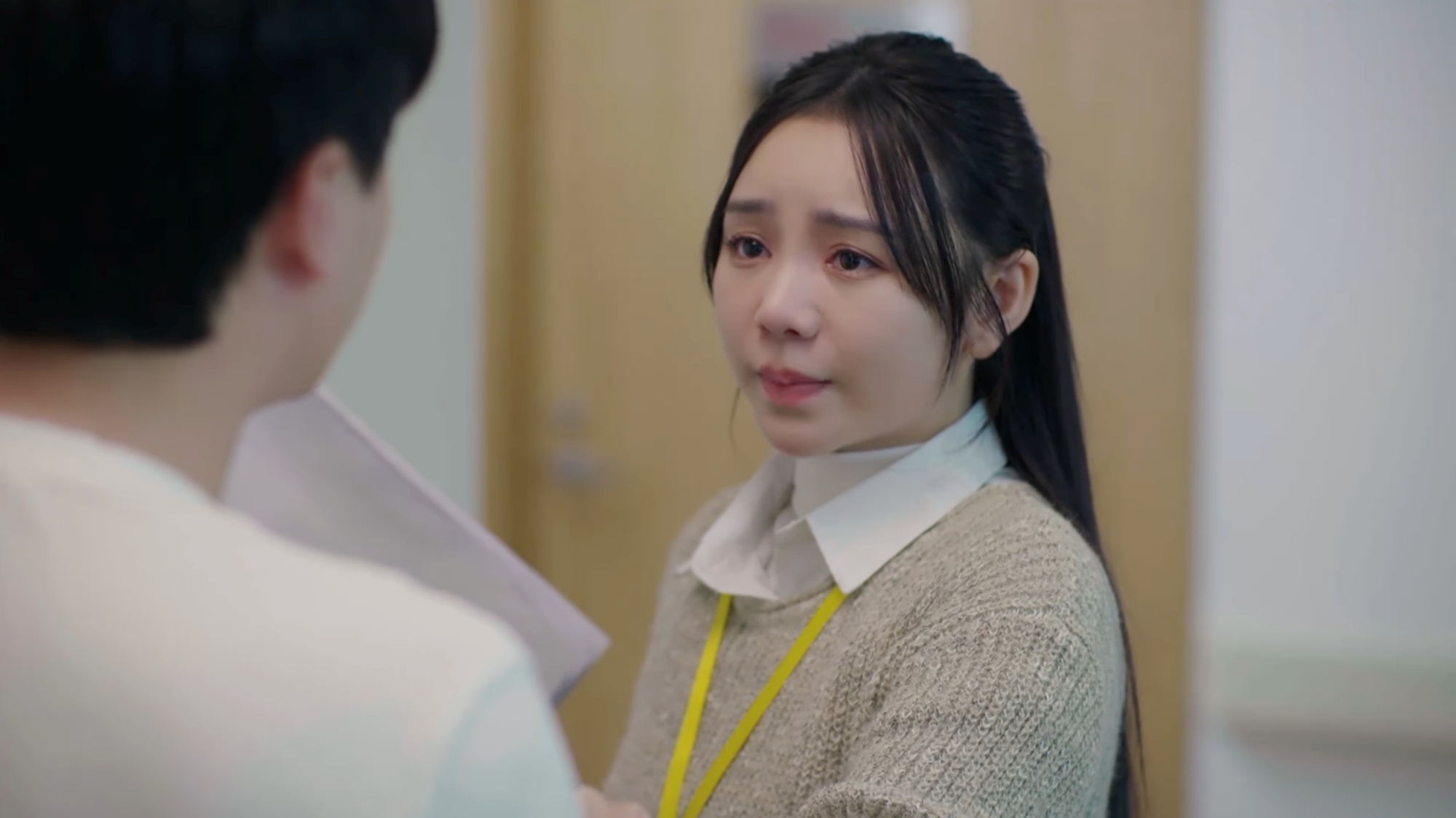 Việt Nam c&oacute; 1 mỹ nh&acirc;n khổ th&ecirc;m 1 phần l&agrave; đẹp th&ecirc;m 10 phần: Kh&oacute;c tả tơi rũ rượi vẫn ho&agrave;n mỹ mới t&agrave;i- Ảnh 1.