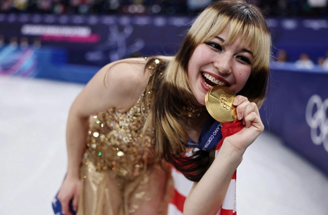 Giật trọn spotlight của Lisa lẫn Zendaya, Alysa Liu tại Paris Fashion Week ch&iacute;nh l&agrave; thứ bạn phải xem l&uacute;c n&agrave;y- Ảnh 12.