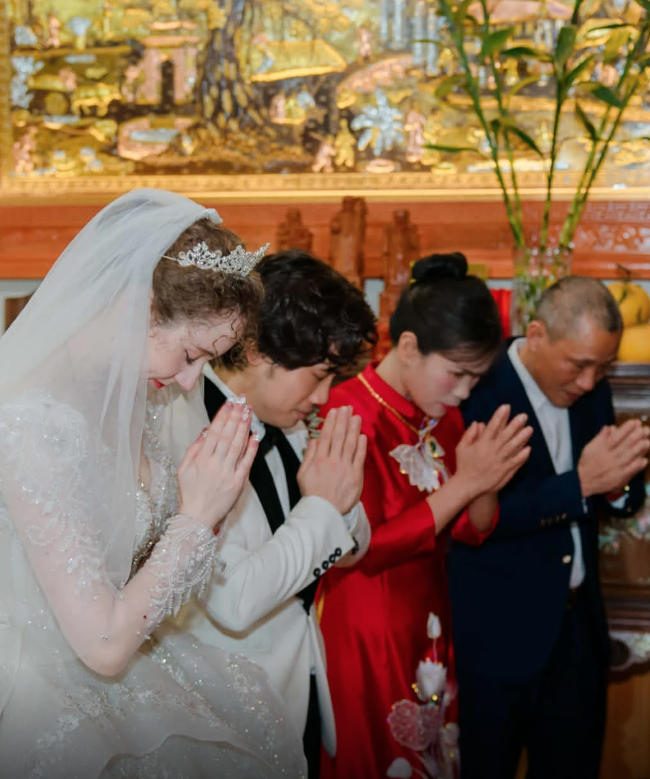 C&ocirc; g&aacute;i Đức xinh đẹp lấy chồng Hưng Y&ecirc;n, ngỡ ng&agrave;ng v&igrave; thấy c&oacute; 900 kh&aacute;ch đến dự, cả x&oacute;m khen một c&acirc;u- Ảnh 3.