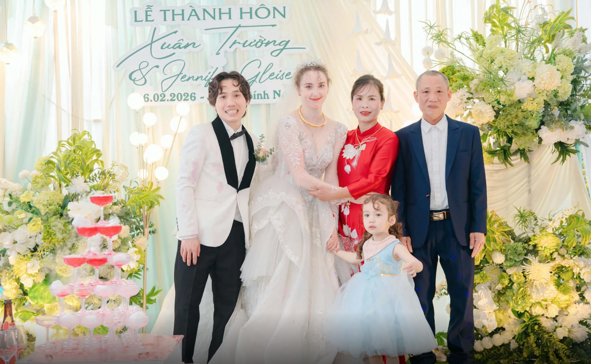 C&ocirc; g&aacute;i Đức xinh đẹp lấy chồng Hưng Y&ecirc;n, ngỡ ng&agrave;ng v&igrave; thấy c&oacute; 900 kh&aacute;ch đến dự, cả x&oacute;m khen một c&acirc;u- Ảnh 4.