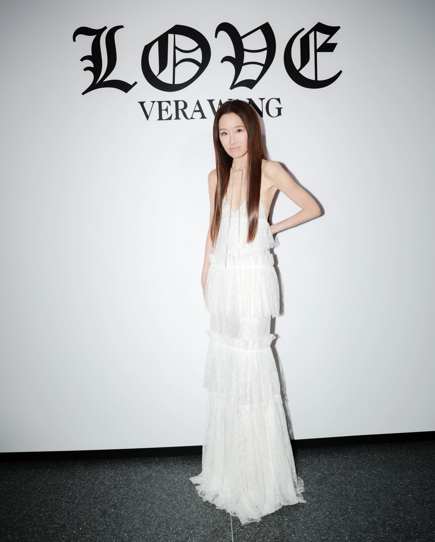 "Nữ ho&agrave;ng v&aacute;y cưới" 76 tuổi trẻ kh&ocirc;ng k&eacute;m Dương Lệ B&igrave;nh: 40 tuổi khởi nghiệp đế chế 7000 tỷ, cứ l&agrave;m việc của m&igrave;nh ắt sẽ trẻ ra- Ảnh 6.