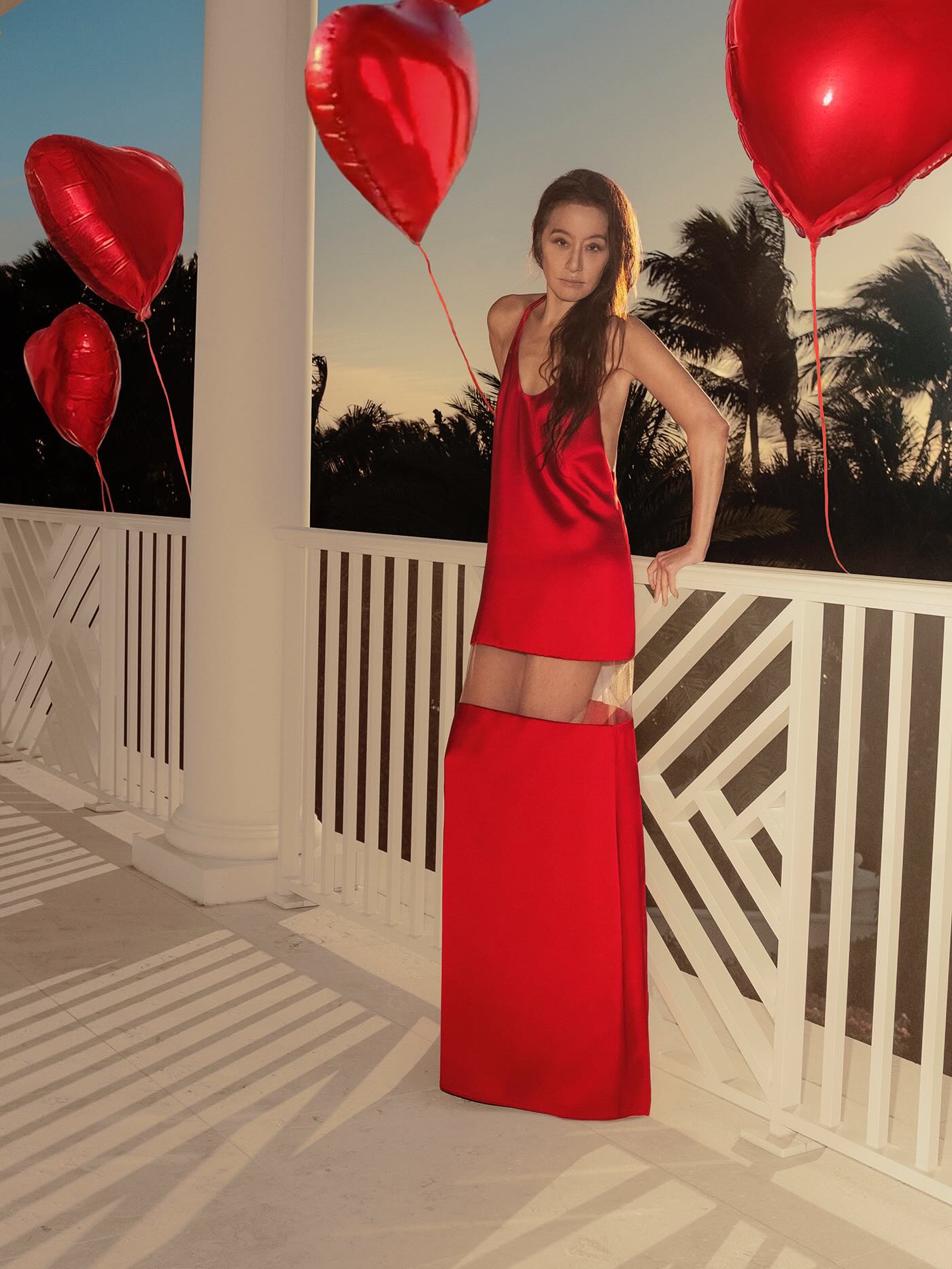 "Nữ ho&agrave;ng v&aacute;y cưới" 76 tuổi trẻ kh&ocirc;ng k&eacute;m Dương Lệ B&igrave;nh: 40 tuổi khởi nghiệp đế chế 7000 tỷ, cứ l&agrave;m việc của m&igrave;nh ắt sẽ trẻ ra- Ảnh 4.