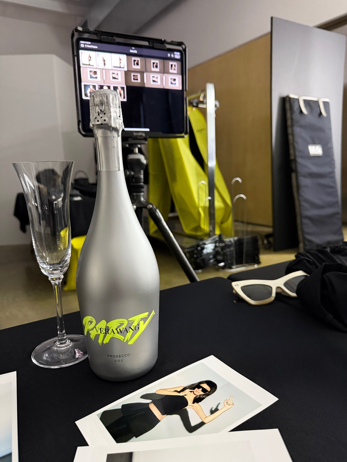 "Nữ ho&agrave;ng v&aacute;y cưới" 76 tuổi trẻ kh&ocirc;ng k&eacute;m Dương Lệ B&igrave;nh: 40 tuổi khởi nghiệp đế chế 7000 tỷ, cứ l&agrave;m việc của m&igrave;nh ắt sẽ trẻ ra- Ảnh 8.