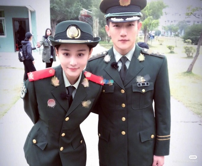 Sĩ quan đặc c&ocirc;ng 3 đời theo binh nghiệp cưới mỹ nh&acirc;n giới giải tr&iacute;: H&ocirc;n nh&acirc;n 8 năm sau ng&agrave;y bị phản đối kịch liệt- Ảnh 2.