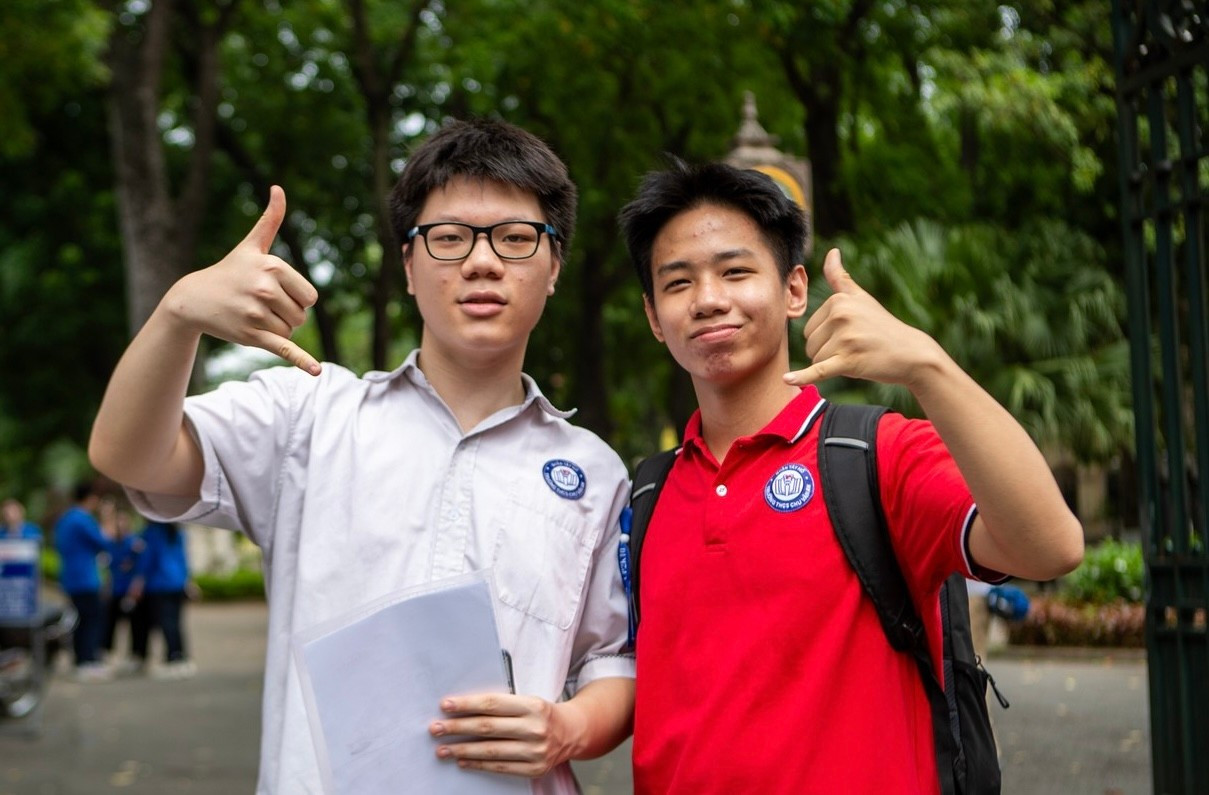 Lần đầu ti&ecirc;n, học sinh "tạm tr&uacute;" được thi lớp 10 c&ocirc;ng lập H&agrave; Nội- Ảnh 1.