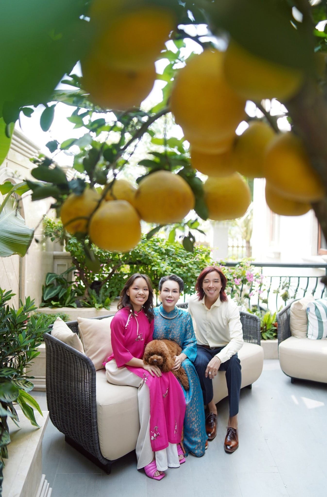 Nữ nghệ sĩ ở biệt thự 300 tỷ: 8/3 kh&ocirc;ng cần mua hoa v&igrave; ra vườn h&aacute;i l&agrave; c&oacute;- Ảnh 9.