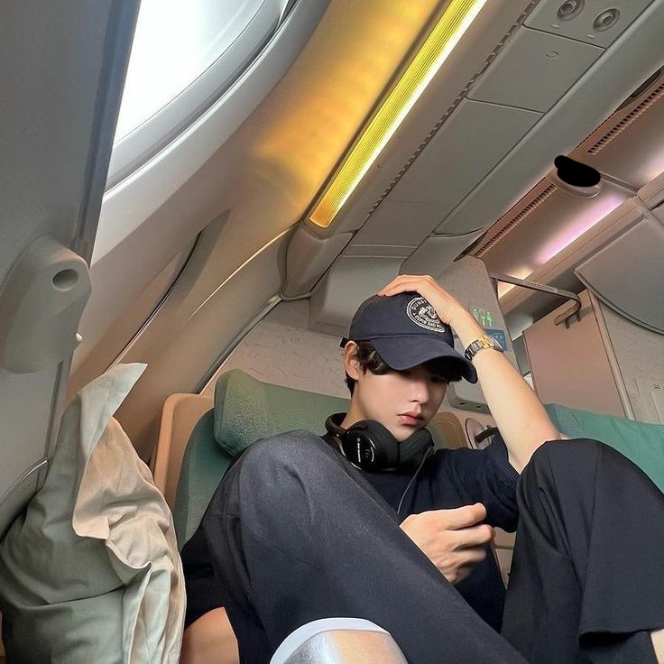 Người phụ nữ 30 tuổi đột ngột tử vong sau 10 ph&uacute;t xuống m&aacute;y bay, b&aacute;c sĩ cảnh b&aacute;o: "H&atilde;y cẩn thận với kiểu thoải m&aacute;i n&agrave;y"- Ảnh 2.