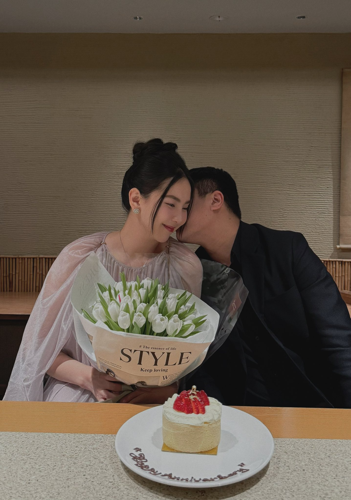 H&ocirc;n nh&acirc;n của người đẹp VTV với chồng k&eacute;m tuổi trong t&ograve;a nh&agrave; bề thế ở Bắc Ninh: Một bức ảnh h&eacute; lộ cuộc sống hiện tại- Ảnh 14.