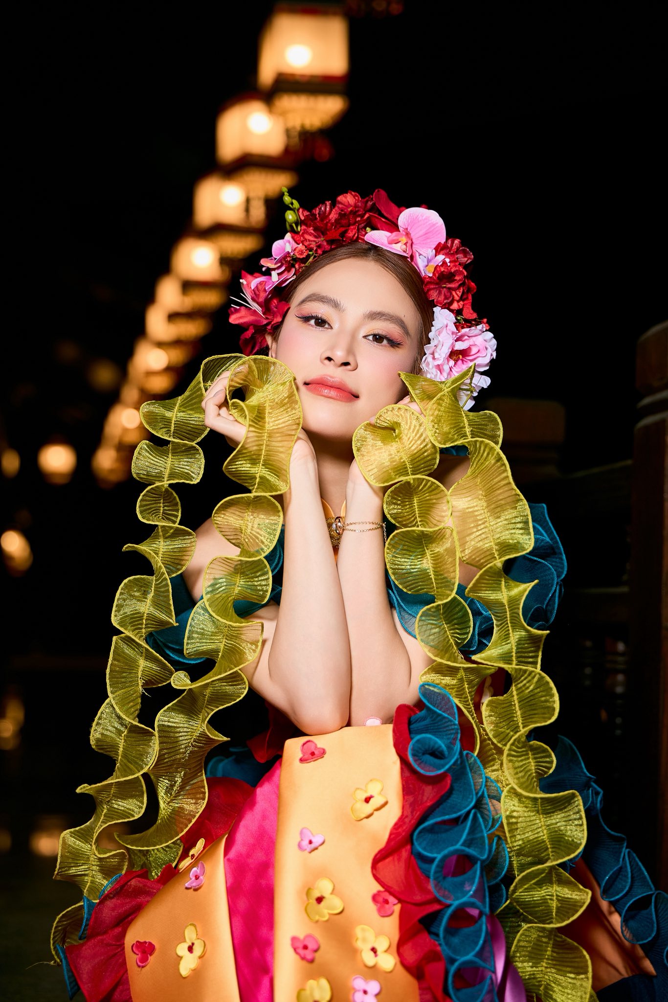 Chưa ai l&agrave;m được như Ho&agrave;ng Th&ugrave;y Linh- Ảnh 21.