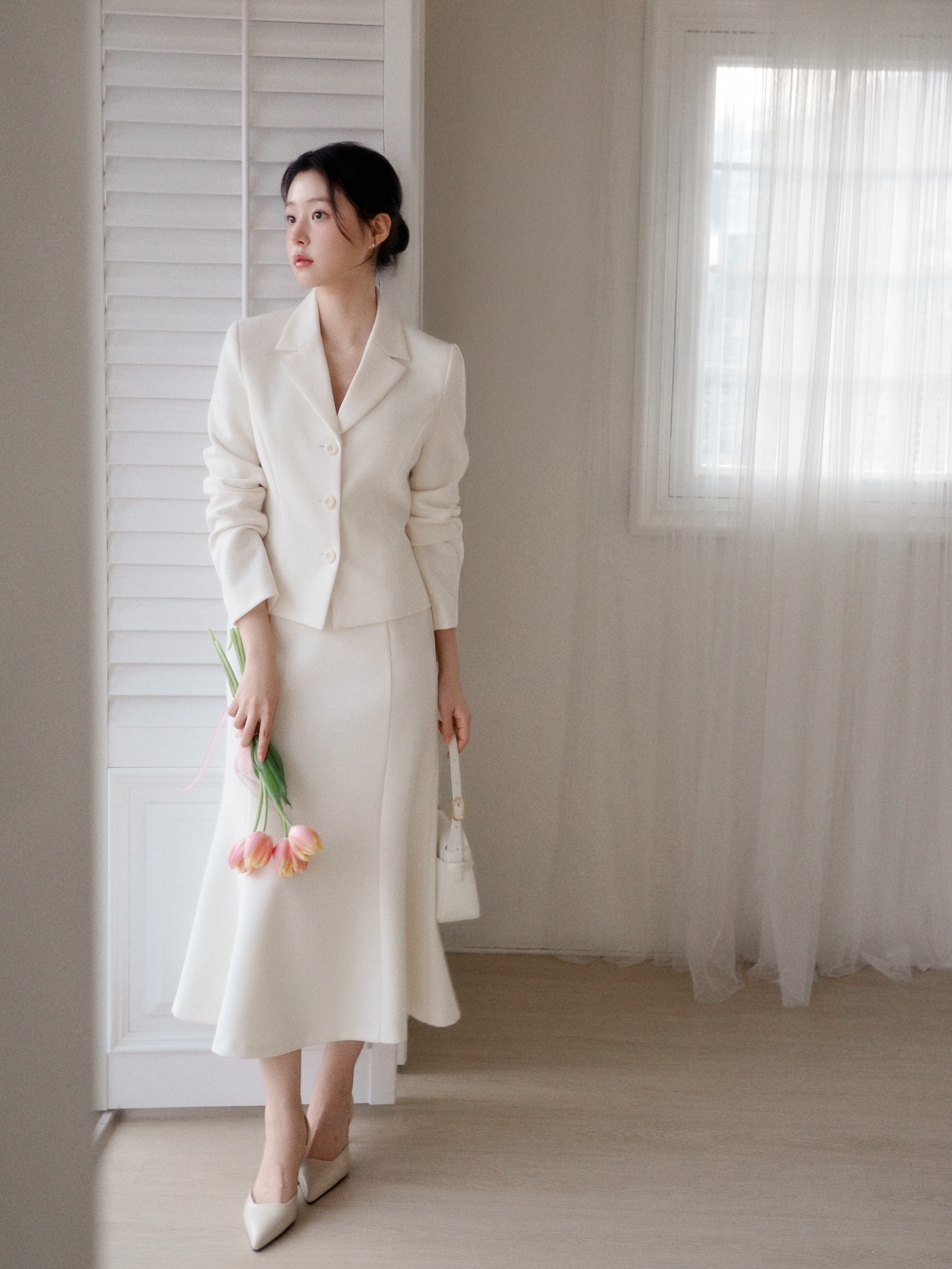 4 kiểu ch&acirc;n v&aacute;y m&ugrave;a h&egrave; cứ mặc l&agrave; trẻ ra 5 tuổi- Ảnh 7.