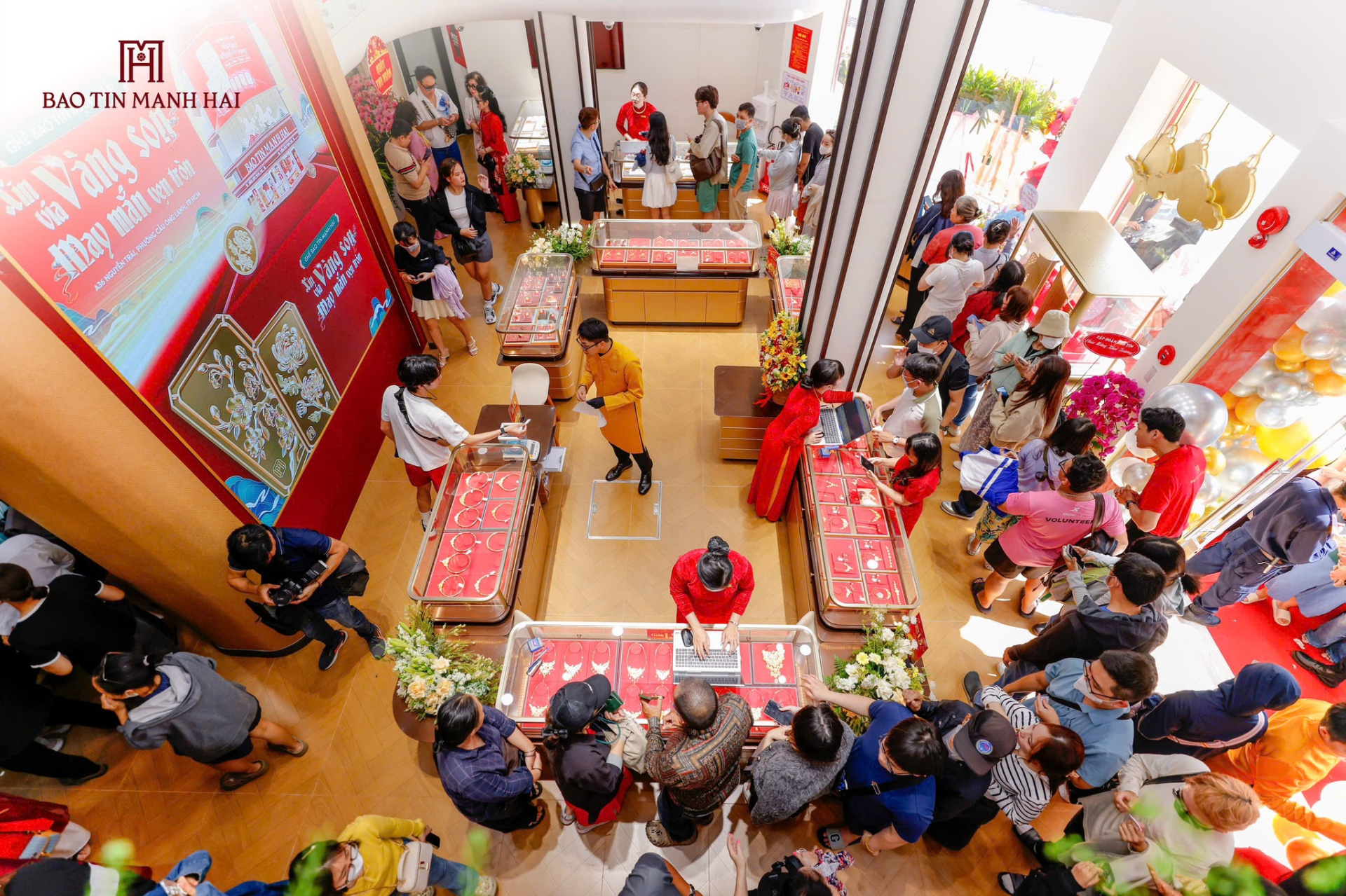 Giải m&atilde; sức h&uacute;t BST trang sức lấy cảm hứng từ T&ugrave;ng - C&uacute;c - Tr&uacute;c của Bảo T&iacute;n Mạnh Hải: Vừa l&ecirc;n kệ đ&atilde; &ldquo;ch&aacute;y h&agrave;ng"- Ảnh 4.