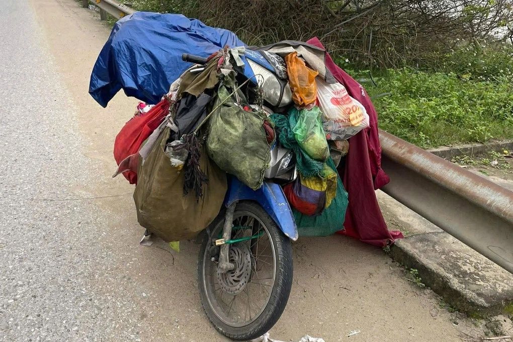 "Hot girl mạng x&atilde; hội" trộm xe m&aacute;y của người d&acirc;n, để lại xe cũ hết xăng b&ecirc;n đường- Ảnh 1.