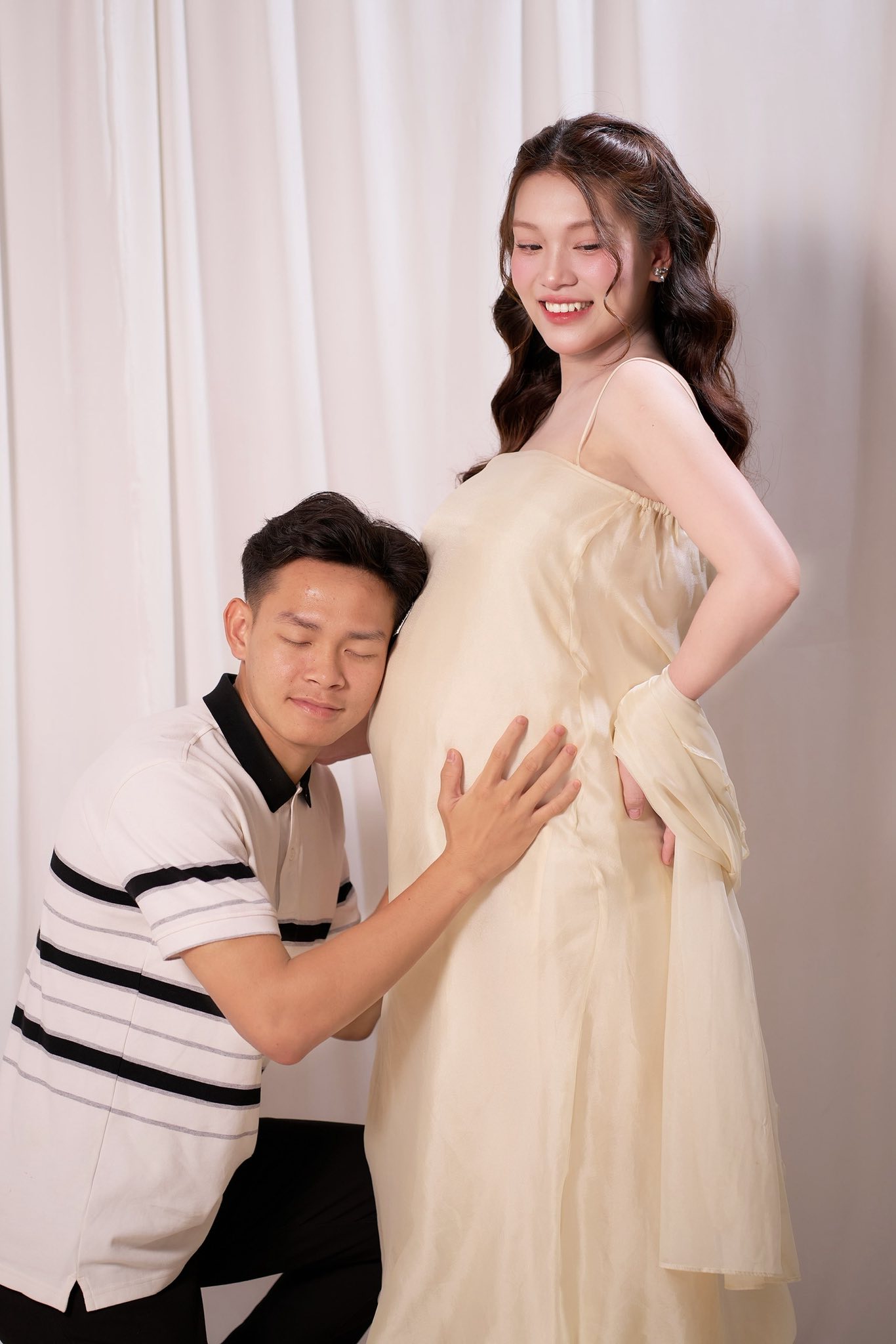 Tiền đạo U23 Việt Nam b&aacute;o "tin vui" sau 2 năm kết h&ocirc;n: Sắp đ&oacute;n "ngựa con" đầu l&ograve;ng!- Ảnh 1.