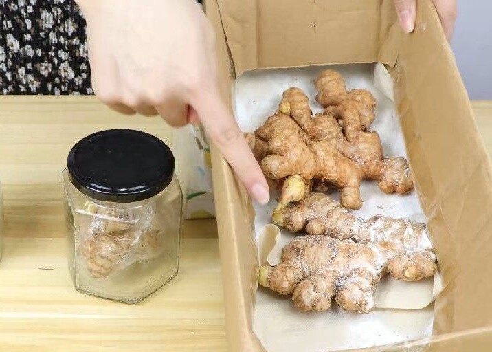 6 loại thực phẩm khi bị mốc c&oacute; thể trở n&ecirc;n cực độc, loại đầu ti&ecirc;n rất nhiều nh&agrave; đang c&oacute;- Ảnh 2.