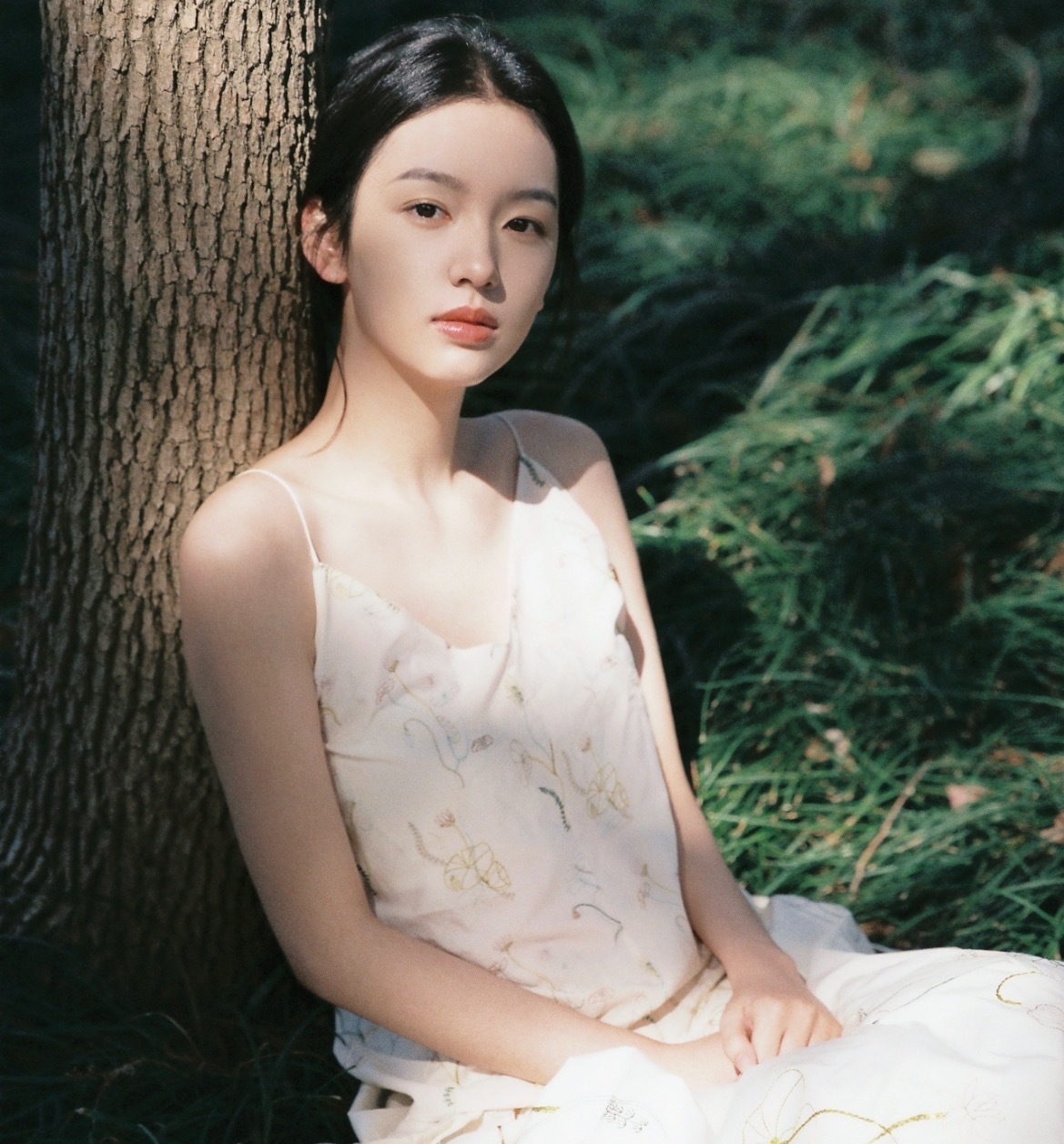 Mỹ nh&acirc;n đẹp chấn động thế gian đọc kịch bản th&ocirc;i sao hot qu&aacute; vậy: Mặt mộc ho&agrave;n mỹ đến từng lỗ ch&acirc;n l&ocirc;ng- Ảnh 10.