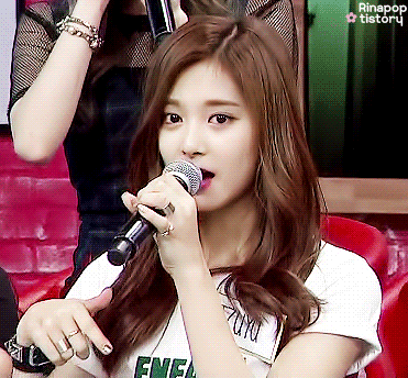 Mỹ nh&acirc;n 12 lần được đề cử đẹp nhất thế giới: Chịu cảnh cấm s&oacute;ng suốt 10 năm, khiến cả th&agrave;nh phố ăn mừng v&igrave; 1 điều- Ảnh 8.